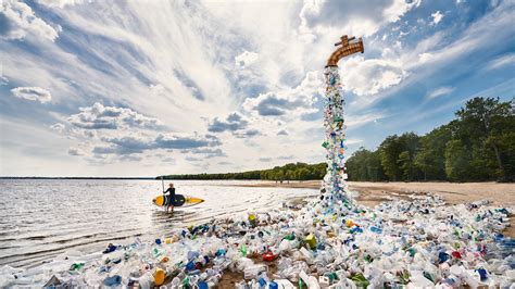This Artist Captured the Non-Stop Flow of Plastic Pollution 