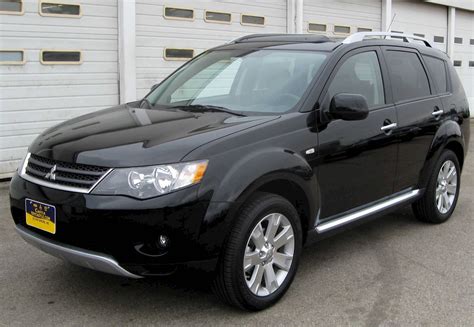 2008 Mitsubishi Outlander ES - 4dr SUV 2.4L AWD CVT auto