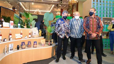 Foto Umkm Go Global Bri Gelar Umkm Expo Rt Brilianprenuer