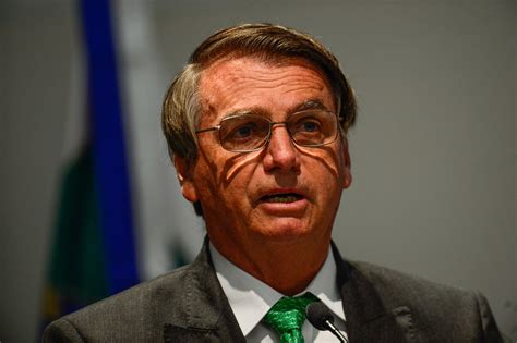 Bolsonaro Diz Que Pretende Antecipar Retorno Ao Brasil País Jornal Nh