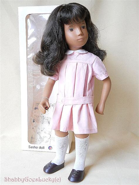Sasha Doll Brunette Pink Dress 1970s Made In England Serie Etsy Sasha Doll Doll Clothes
