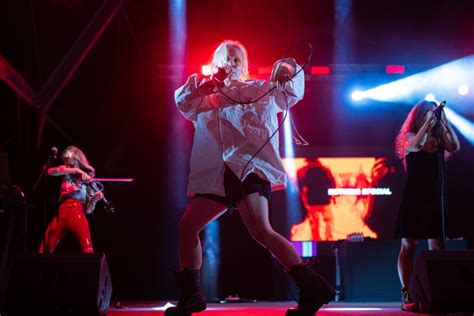 Суд признал группу Pussy Riot экстремистской организацией