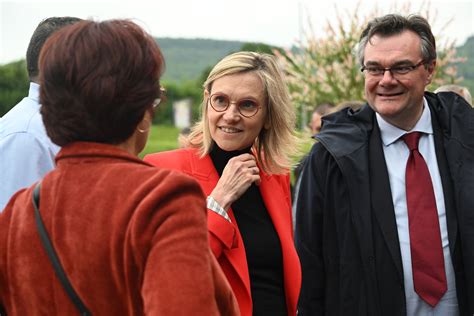 Européennes Agnès Pannier Runacher et Jérémy Decerle ont rendu visite