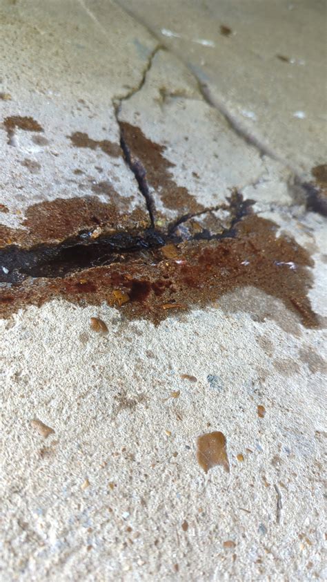 What is this leaking from my car : r/MechanicAdvice