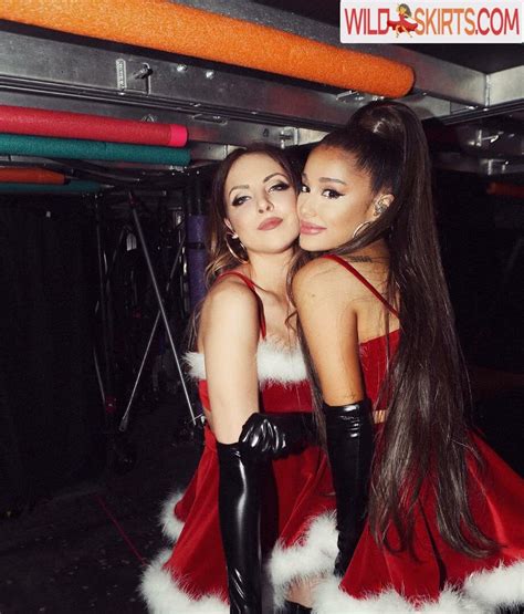 Elizabeth Gillies Lizgillz Nude Instagram Leaked Photo