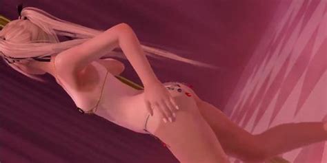 MILF Gets High Intensity Massage From Middle Aged Man With Lots Of Experience In Sensitive Areas