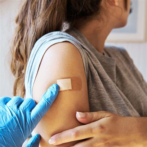 Kourtney Kardashian Sizzles In Itty Bitty String Bikini Pic Parade