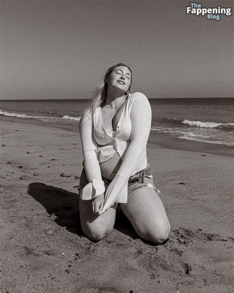 Iskra Lawrence Iskra Nude Leaks Photo TheFappening