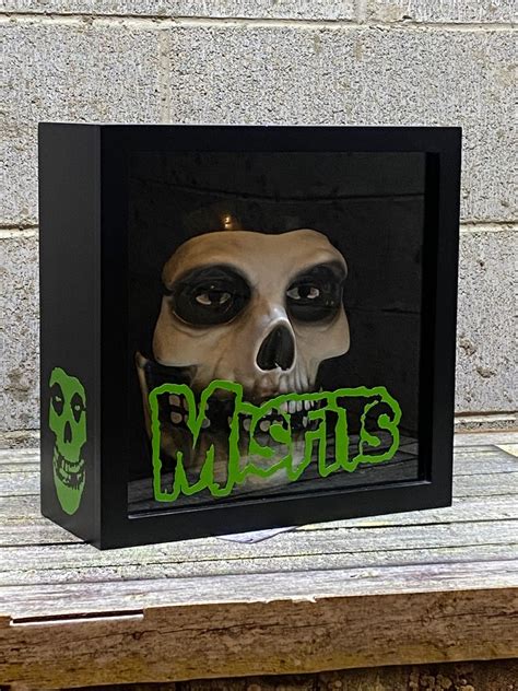 The Misfits The Fiend Skull Mask Display Crimson Ghost Etsy