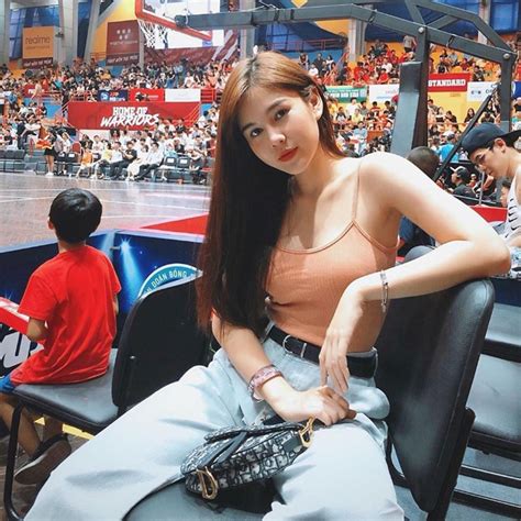 Dàn hot girl chạm mốc có ngoại hình hack tuổi