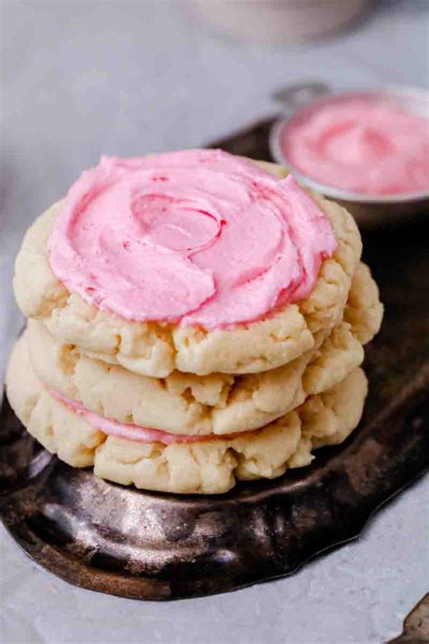 Chilled Crumbl Sugar Cookies Copycat Recipe Lifestyle Of A Foodie