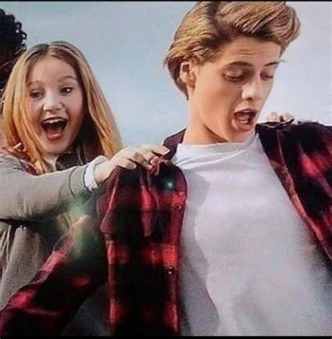 Ella Anderson And Jace Norman Atores Bonitos Atores