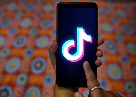 TikTok explains how the recommendation system behind its 'For You' feed