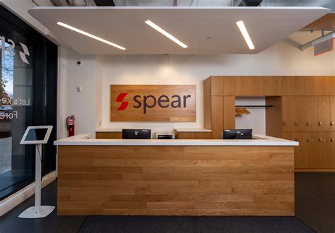 Queens center queens center queens boulevard queens ny traffic impacts holiday shoppers 4