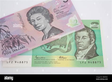 5 dollar note australian hi-res stock photography and images - Alamy