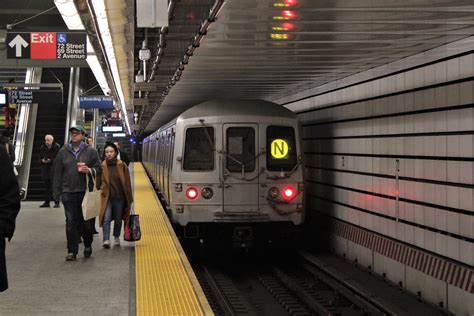 R46 N train on the Second Avenue Subway : r/nycrail