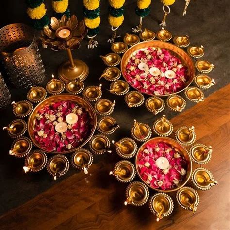 Brass Diya Urli Bowl Set Of 3 For Floating Flowers And T Light Candles For Home At ₹ 2269 Set