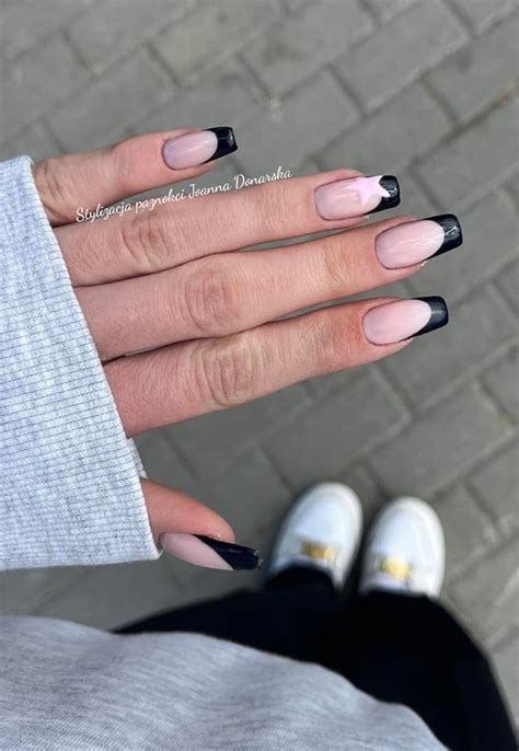 Modny Manicure Na Czerwiec 2023 Czarny French Gazeta Pomorska