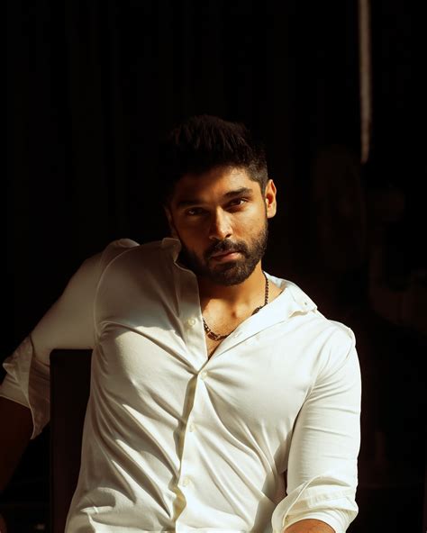 Dhruv (@dhruv.vikram) • Instagram photos and videos