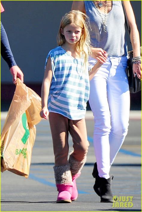 Gwyneth Paltrow & Chris Martin: Toys 'R' Us with the Kids!: Photo ...