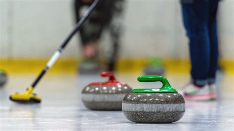 D But Des Inscriptions Pour La Nouvelle Saison Du Club De Curling