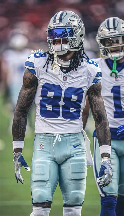 Ceedee Lamb Jugadores De Futbol Americano Futbol Americano Futbol Americano Nfl