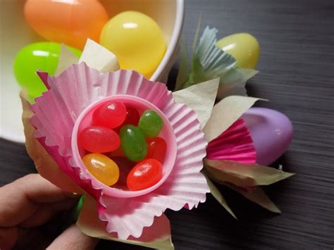 One Savvy Mom ™ Nyc Area Mom Blog Easter Egg Flower Bouquet Tutorial Fun Diy Easter Basket