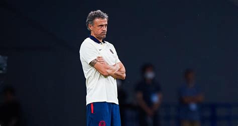 Psg Mercato Luis Enrique Et Campos S Opposent Sur Un Dossier Li