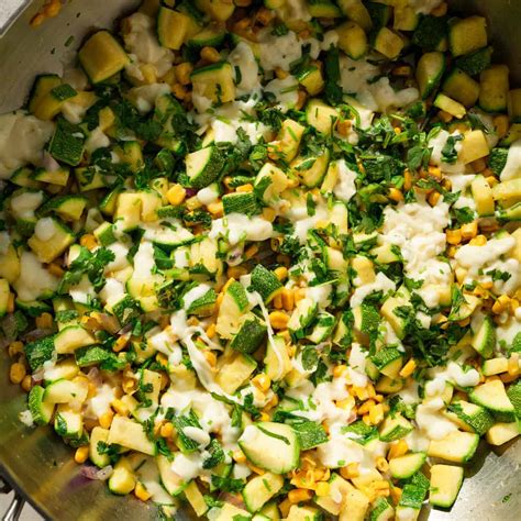 Calabacitas Mexicana Con Elote Y Queso Cilantroperejil