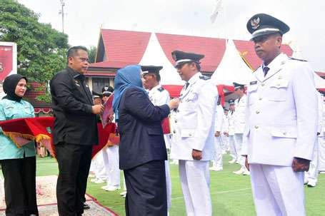 Bupati Bengkalis Lantik Dan Ambil Sumpah 92 Penjabat Kepala Desa