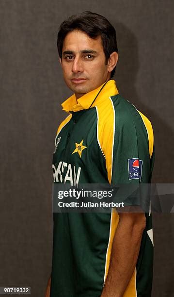 Saeed Ajmal Portrait Photos And Premium High Res Pictures Getty Images