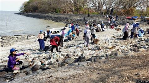 Pantai Kenjeran Surabaya Newstempo