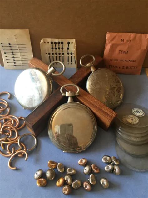 Lot De Pi Ces Anciennes Montre Gousset M Canique R Gulateur Boitiers