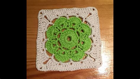 C Mo Hacer Un Granny Square Con Flor Maybelle A Crochet Youtube