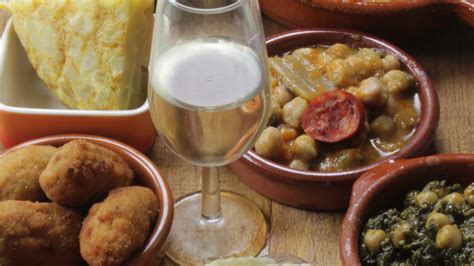 A Guide to Pairing Sherry with Tapas - Travel With Glen