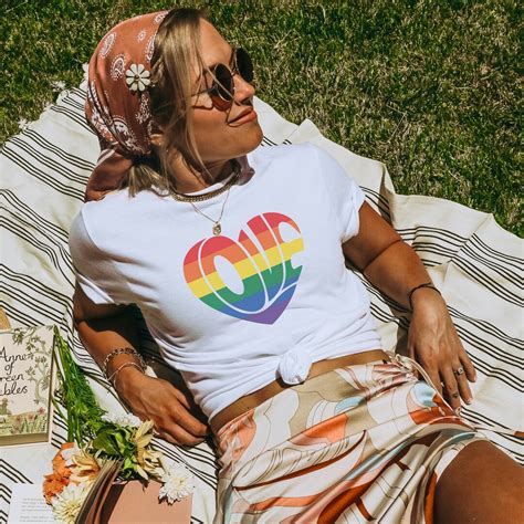 Pride Shirt Heart LGTBQ T Shirt Unisex Lesbian Gay Trans Sweater Rainbow Equality Queer