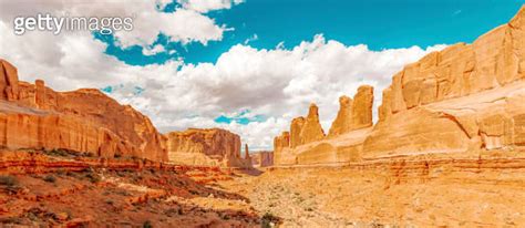 Park Avenue And Courthouse Towers At Arches National Park 1273258199