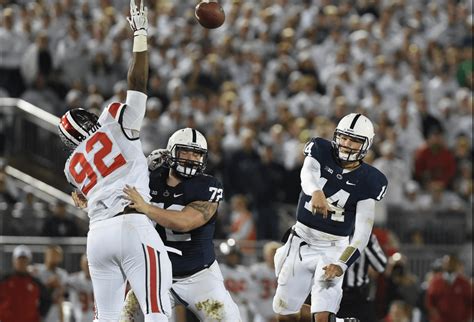 Christian Hackenberg Passes Zach Mills As Penn States All Time Passing