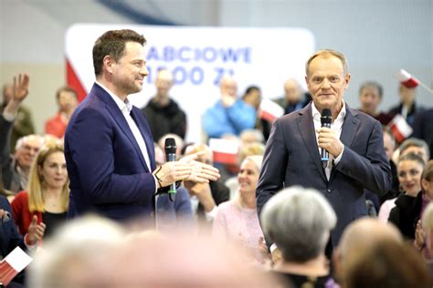 Tusk i Trzaskowski w Białej Podlaskiej zapowiedzieli wspólną kampanię