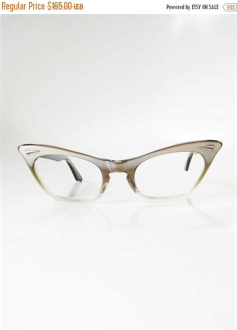 Cat Eye Eyeglasses 1960s Sunglasses Cateye Clear Pearl Etsy 1960s Sunglasses Eyeglasses