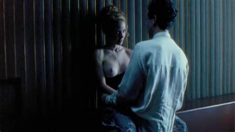 Nude Video Celebs Jennifer Starr Nude Snake Skin Jacket