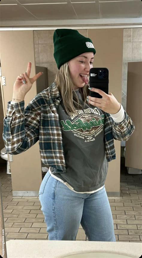 Pineapplebrat Alice Klomp Pineapplebratt Nude Onlyfans Leaks The Fappening Photo