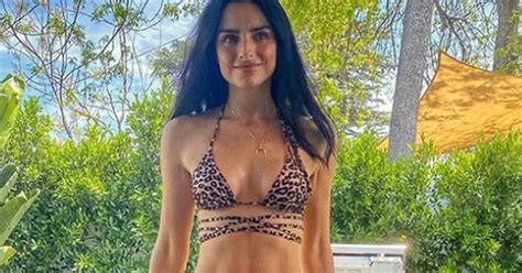 Por fin empezó a hacer calor Aislinn Derbez se lució en bikini en su cuarentena Infobae
