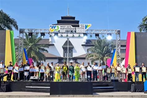 Dua Belas Warisan Budaya Tak Benda Sumedang Pengakuan Tingkat Provinsi