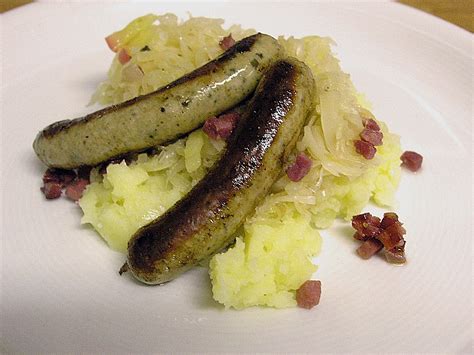 Sauerkraut Bratwürstchen und Kartoffelbrei Rezept mit Bild Chefkoch de