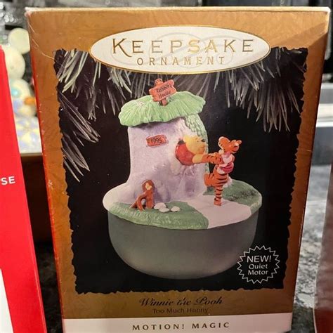 Disney Keepsake Hallmark Ornament Winnie The Pooh See Comments