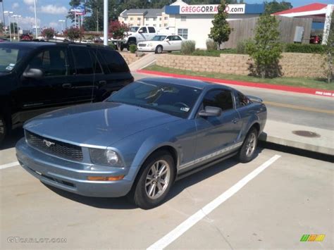 2006 Windveil Blue Metallic Ford Mustang V6 Premium Coupe 31791536 Photo 2