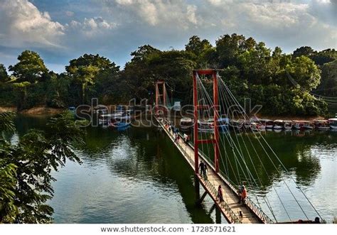 Kaptai Hanging Bridge Jhulonto Bridge Rangamati Stock Photo (Edit Now) 1728571621 | Landscape ...