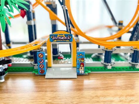 Review: LEGO 10303 Loop Coaster - Jay's Brick Blog
