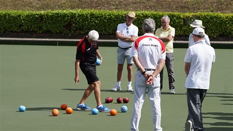 Flat Green Level 2 Westlecot Wiltshire Coach Bowls